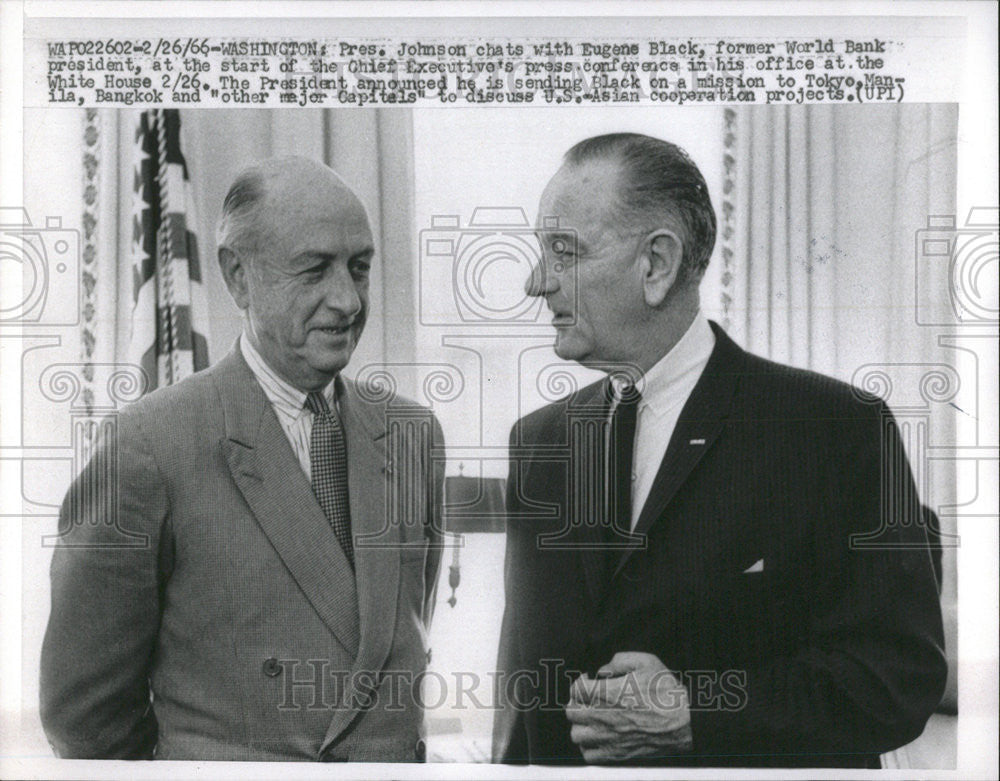 1966 Press Photo LBJ and World Bank president Eugene Black in D.C. - Historic Images