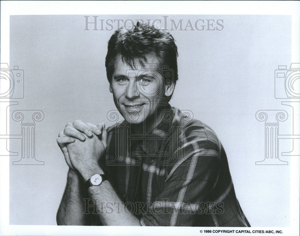 1986 Press Photo Actor Barry Bostwick Stars In ABC Television Show &quot;Dads&quot; - Historic Images