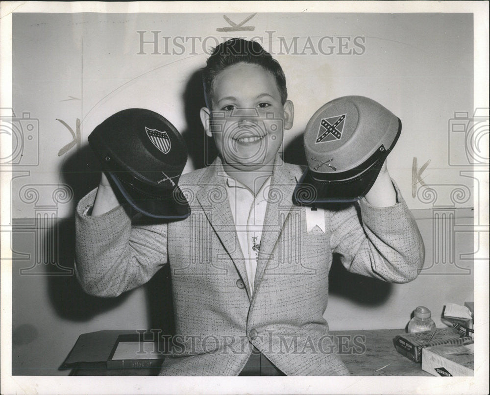 1961 Press Photo Glenn Aquino Is History Quiz Whiz - Historic Images