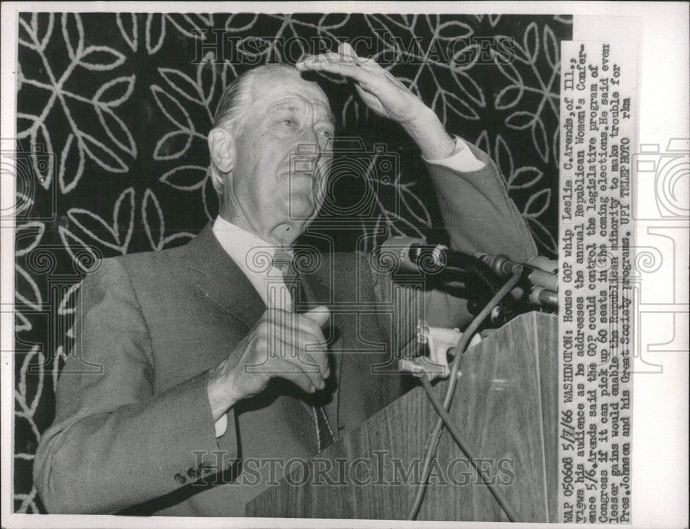 1971 Press Photo House GOP whip Leslie C. Arends Views his Audience - Historic Images