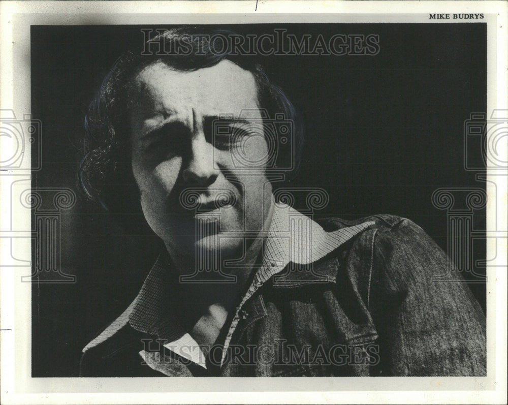 1977 Press Photo Philip Caputo American Author &amp; Journalist - Historic Images