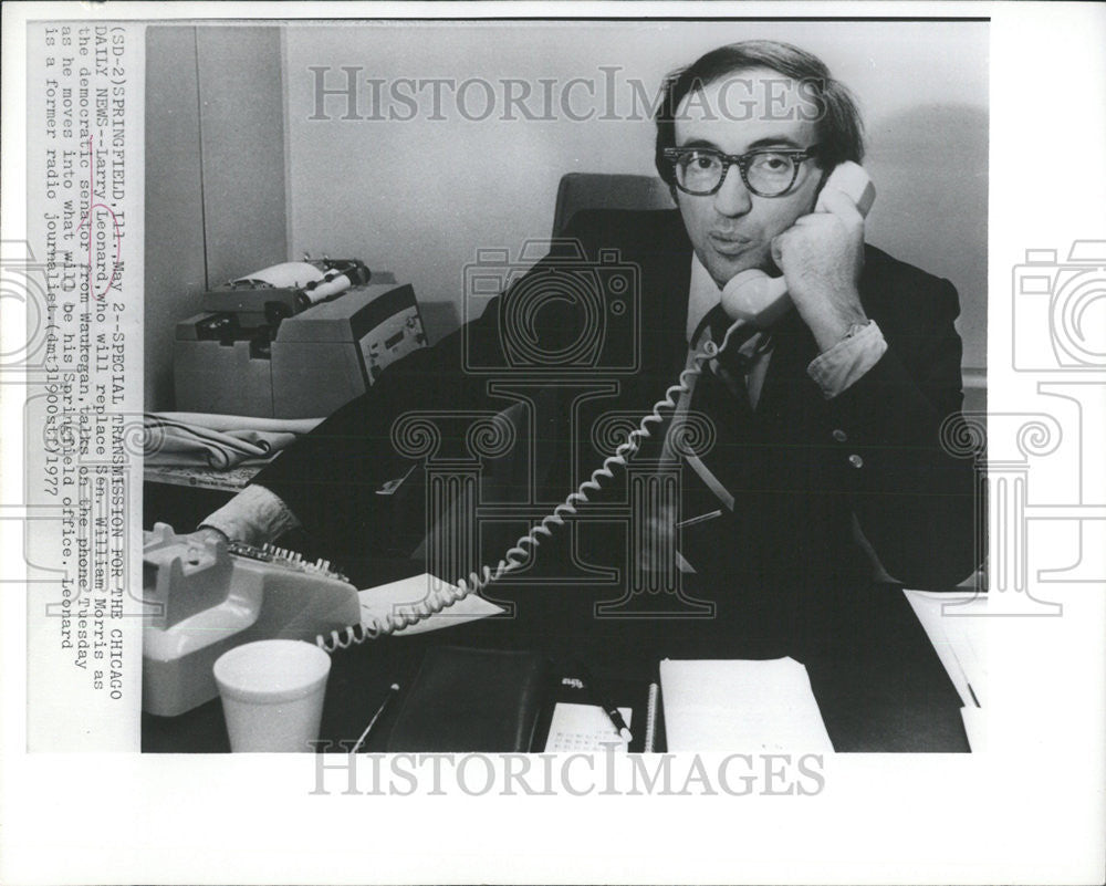 1977 Press Photo Waukegan Illinois Senator Larry Leonard - Historic Images