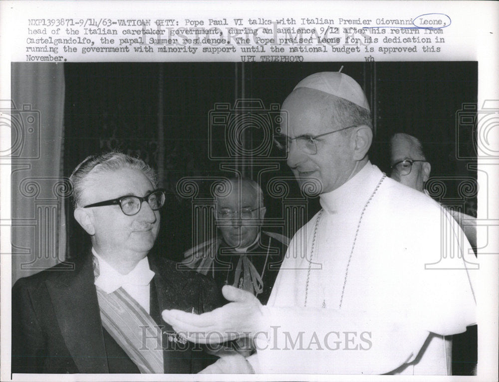 1963 Press Photo Pope Paul VI Talks With Italian Premier Giovanni Leone - Historic Images