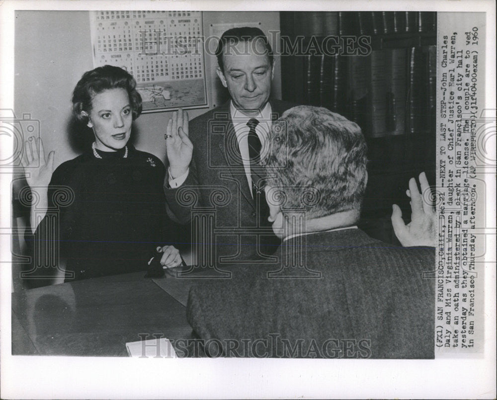 1960 Press Photo Virginia Warren John Charles Daly Marriage License - Historic Images