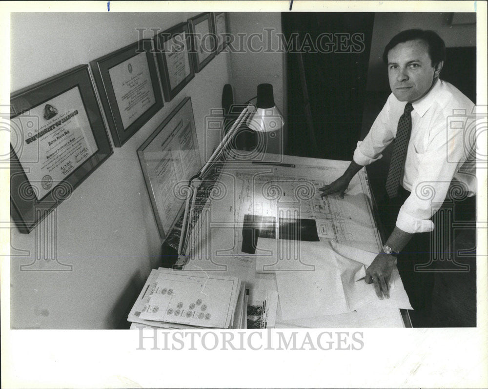 1988 Press Photo Patrick Daly Work Diagram Michigan Avenue Office Commercial - Historic Images