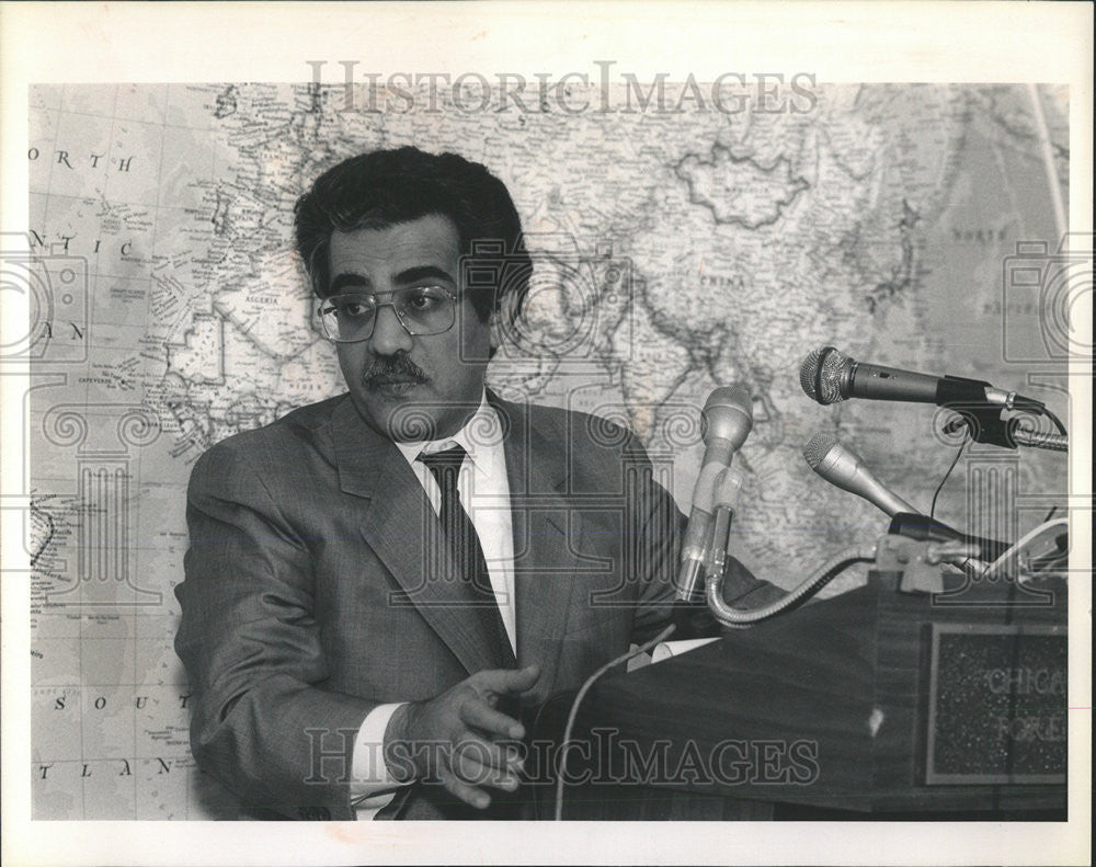 1991 Press Photo Kuwait Sheikh Ali Al Khalifa Sabah Saddam Hussein Chicago - Historic Images