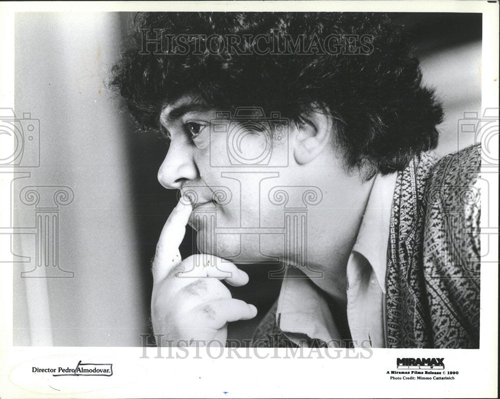 1990 Press Photo Pedro Almodovar film director screenwriter producer Miramax - Historic Images