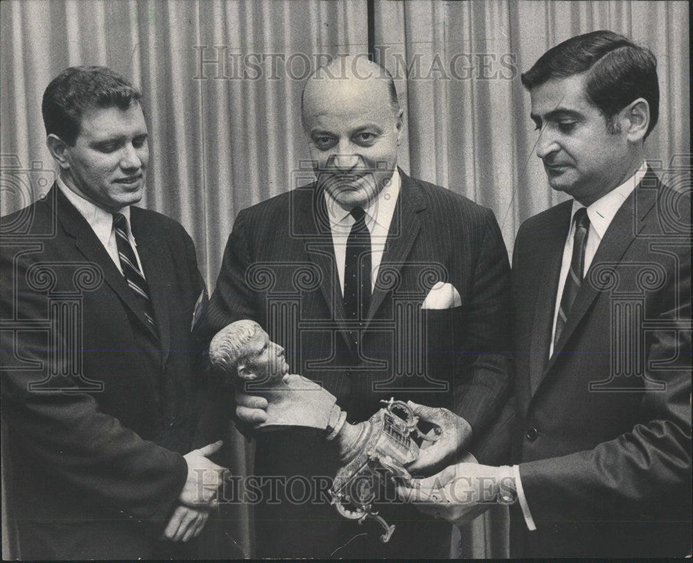 1974 Press Photo San Francisco Mayor Joseph L. Alioto Justinina Society  Lawyers - Historic Images