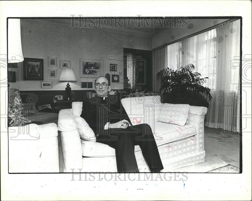 1982 Press Photo Cincinnati Residence Archbishop Joseph Bernardin  church leader - Historic Images