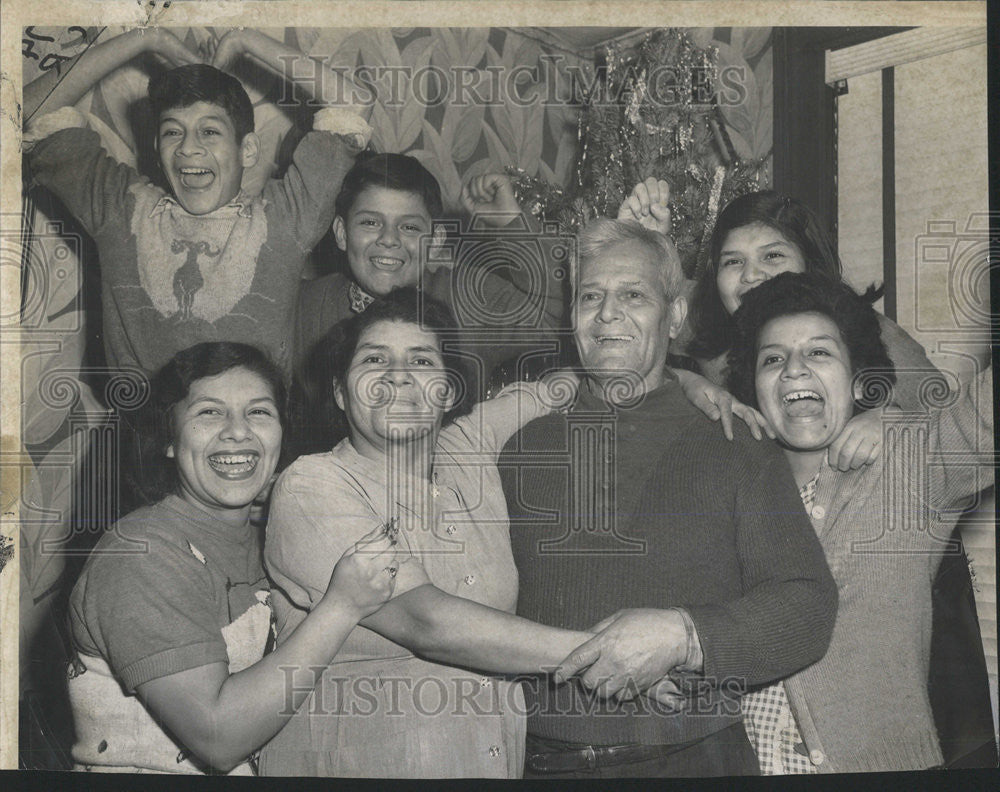 1951 Press Photo Yank Chicago Brother - Historic Images