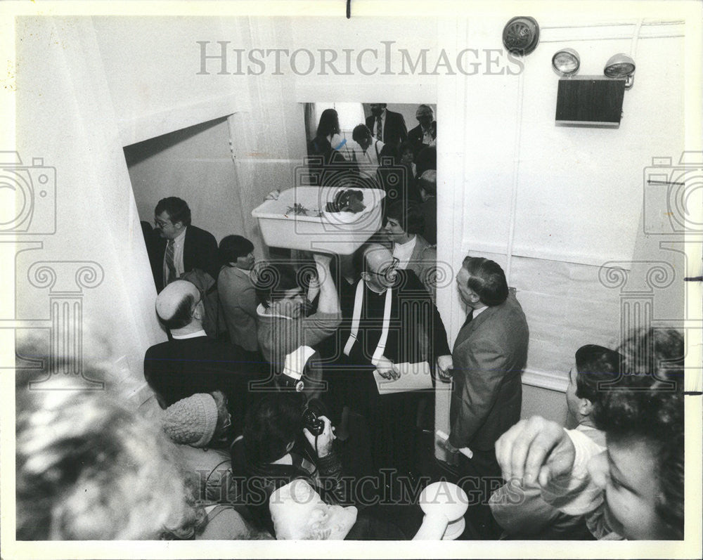 1985 Press Photo Joseph Cardinal Bernardin Dedication Ceremony Paulina House - Historic Images