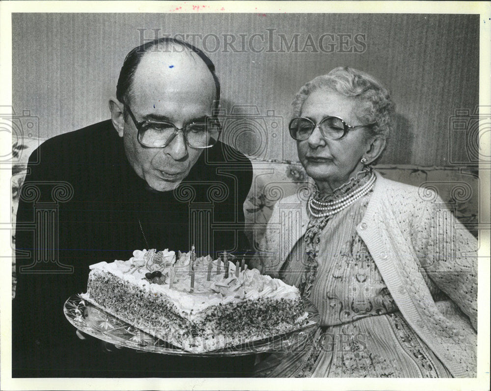 1993 Press Photo Cardinal Joseph L Bernardin Archbishop Catholic Church - Historic Images