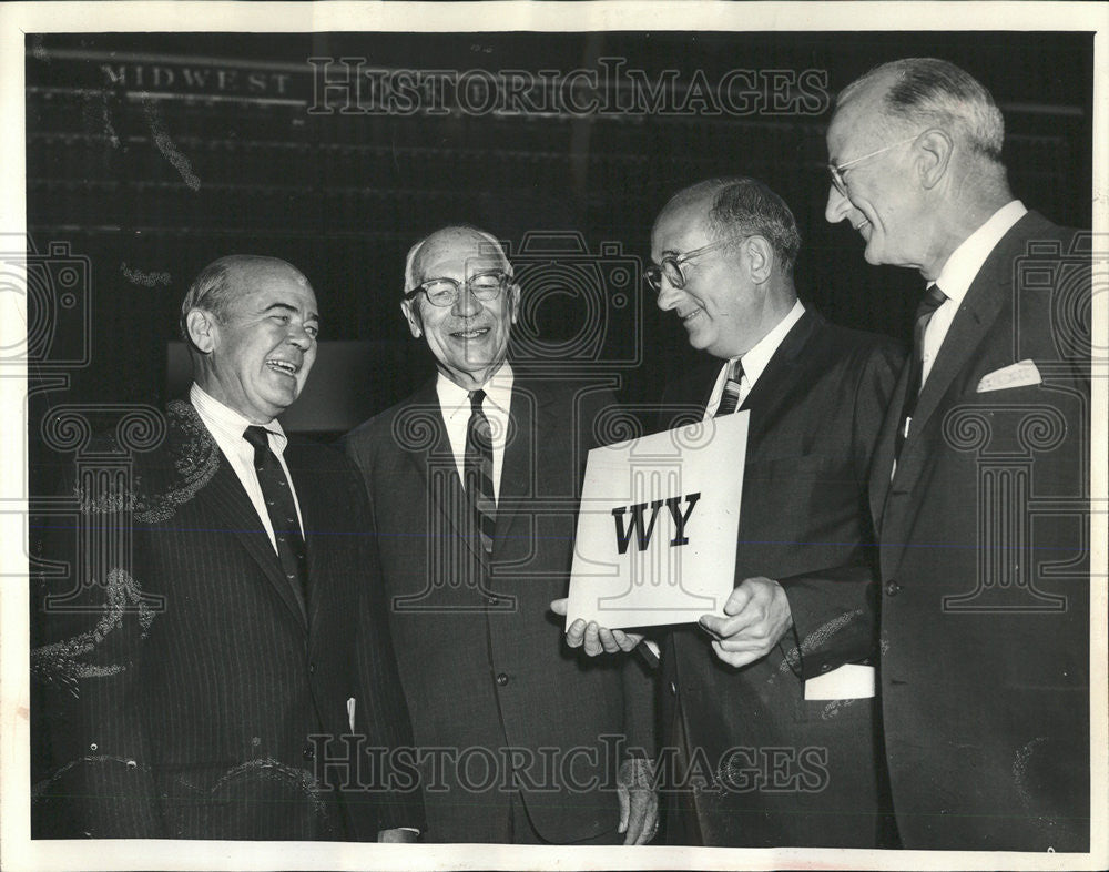 1964 Press Photo Laird Bell American Attorney &amp; Philanthropist - Historic Images