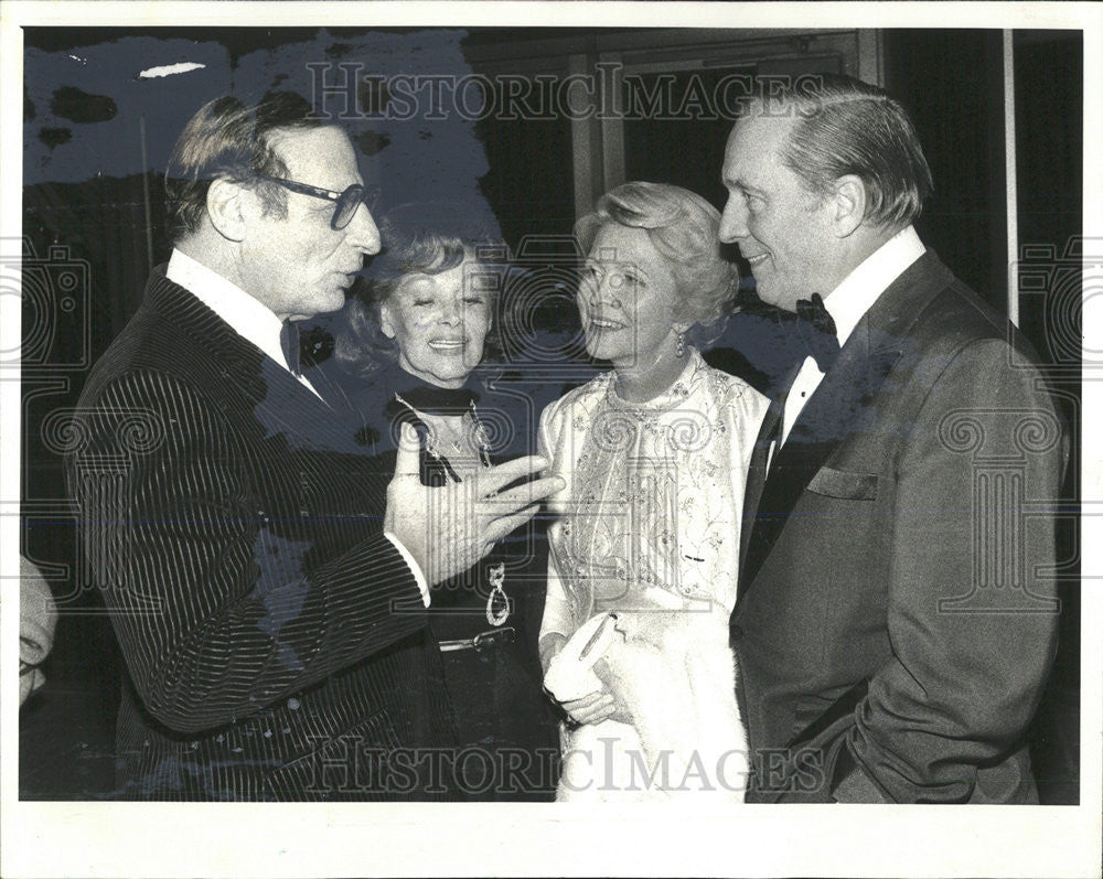 1980 Press Photo TV writer William IRV KUPCINET Sun Times columnist Essie Lee - Historic Images