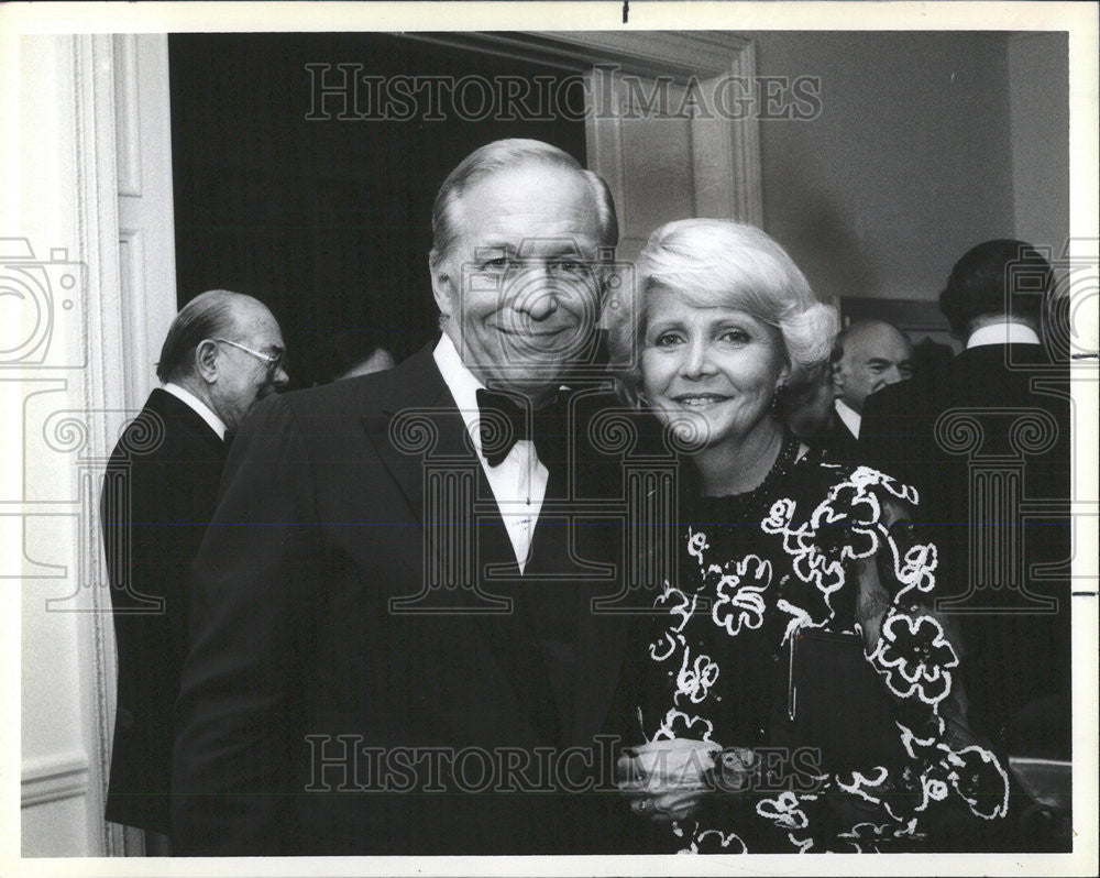 1984 Press Photo  Lee Phillip TV Personality Actor Director - Historic Images