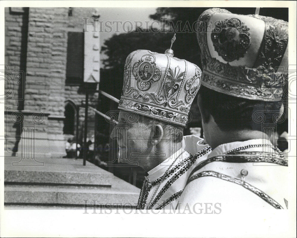 1982 Press Photo Chicago New Archbishop Joseph Bernardian Prelates Mass Chair - Historic Images