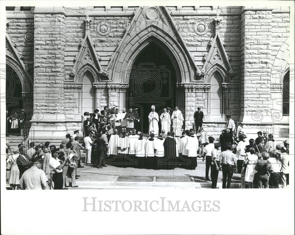 1982 Press Photo Installation mass Joseph Bernardin Holy Name cathedral - Historic Images