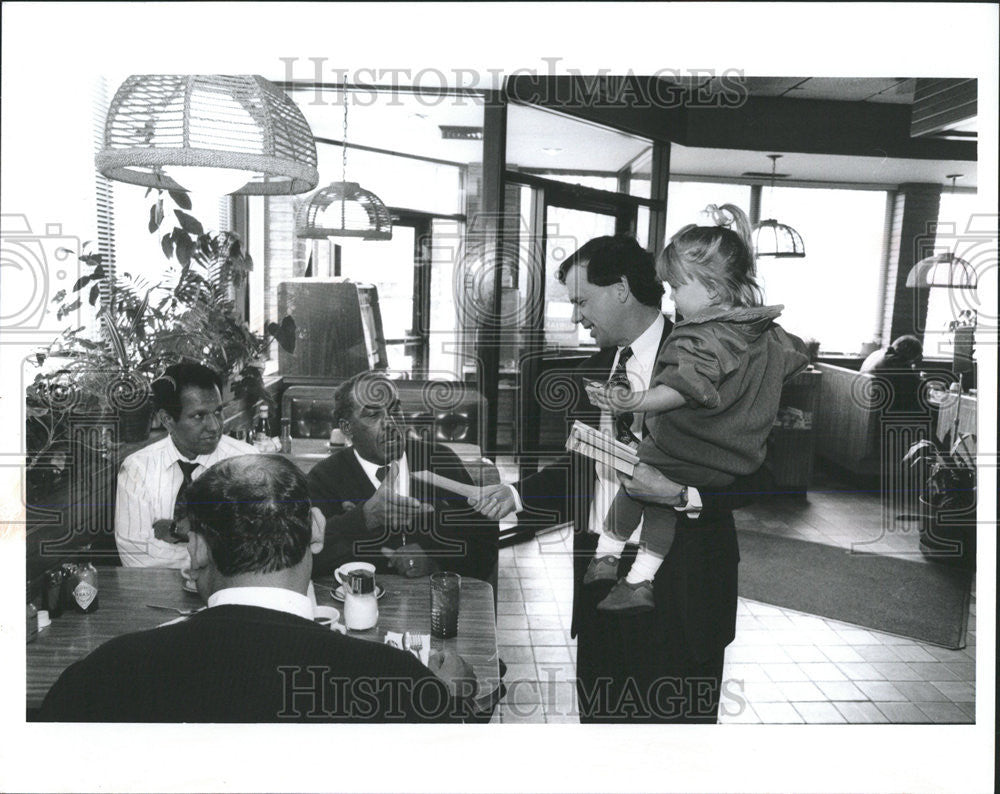 1991 Press Photo Sen John Cullerton Efrain Malve Frank Drewrey West Foster visit - Historic Images