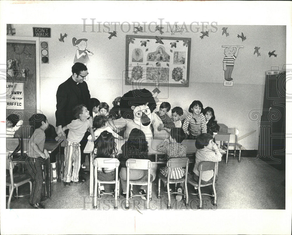 1972 Press Photo Rev. Gino M Dalpiaz Paster - Historic Images