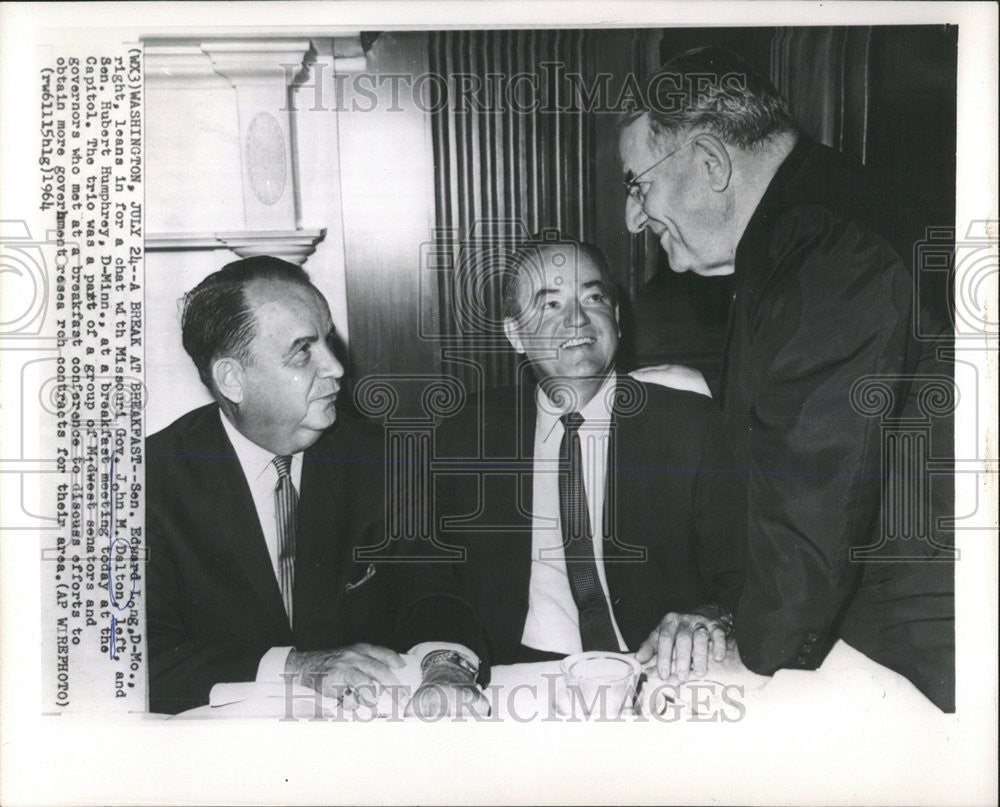 1964 Press Photo Sen Edward Long Missouri Gov John Dalton Hubert Humphrey meet - Historic Images