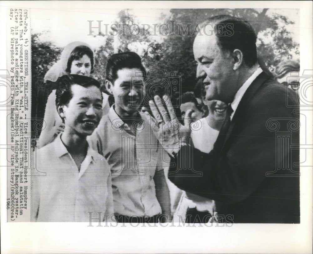 1966 Press Photo Vice President Hubert Humphrey Thailand Visit - Historic Images