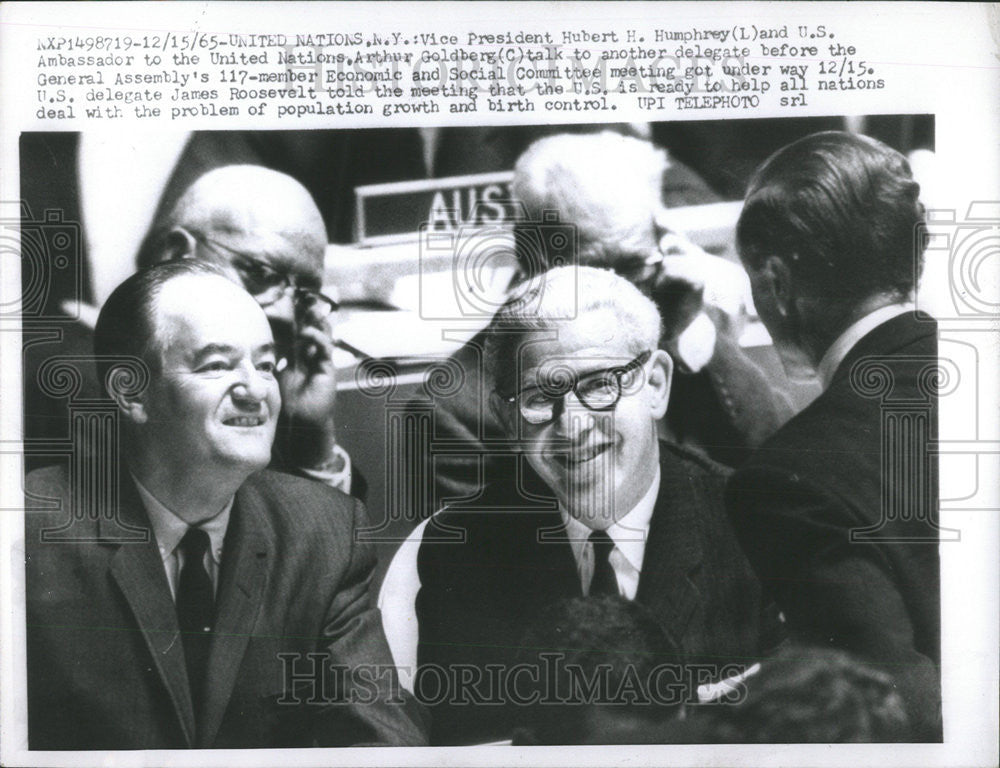 1965 Press Photo Vice President Hubert H. Humphrey - Historic Images