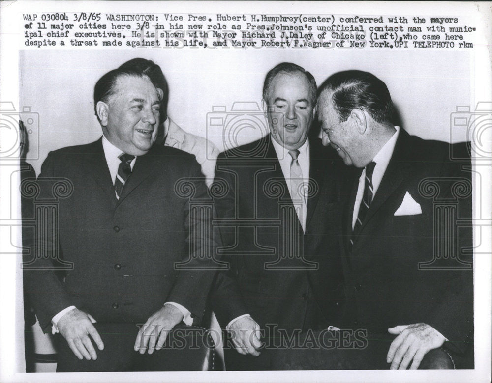 1965 Press Photo Vice President Hubert Humphrey Johnson Washington Richard Mayor - Historic Images