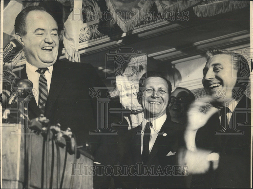 1964 Press Photo Senator Hubert Humphrey Polish American Society Sherman hotel - Historic Images