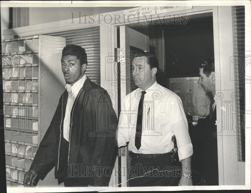 1967 Press Photo Edward Hinton shooting episode suspect Homicide Div Wilcox - Historic Images