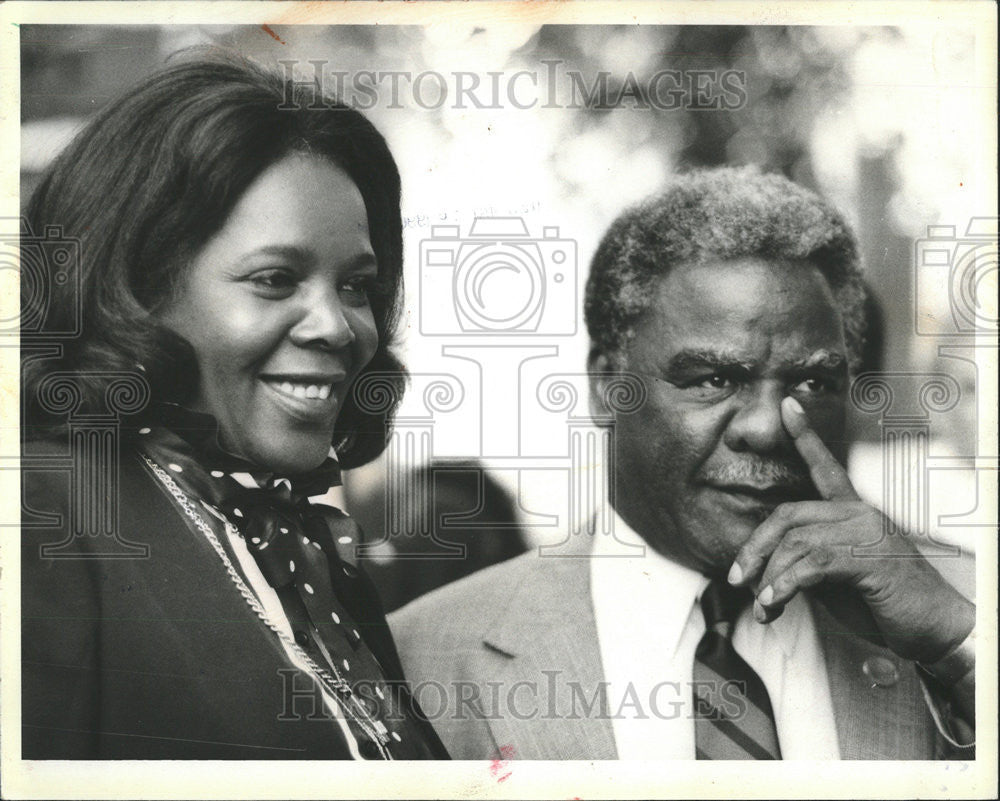 1985 Press Photo Mayor Washington  conducts press conference Alderman Marian - Historic Images