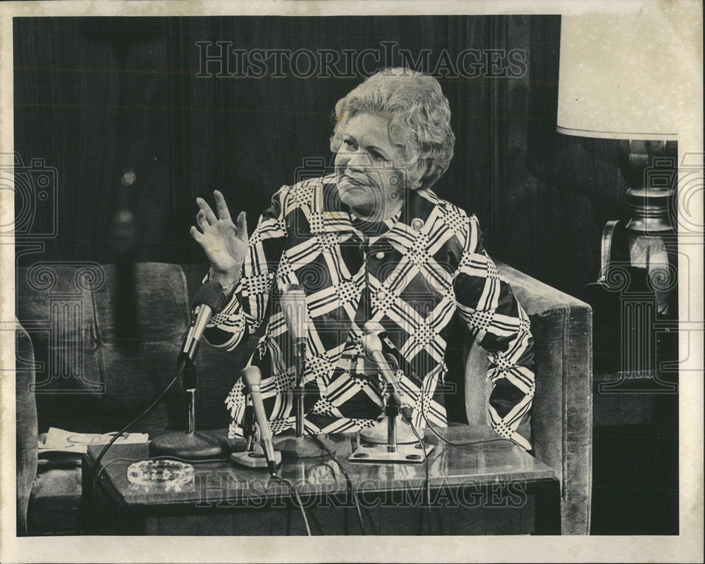 1973 Press Photo Vitginia Knauer Nixon Consumer Aide Secretary - Historic Images