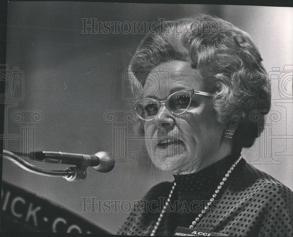 1973 Press Photo Virginia Knauer President Nixon Adviser Consumer Affair Friday - Historic Images
