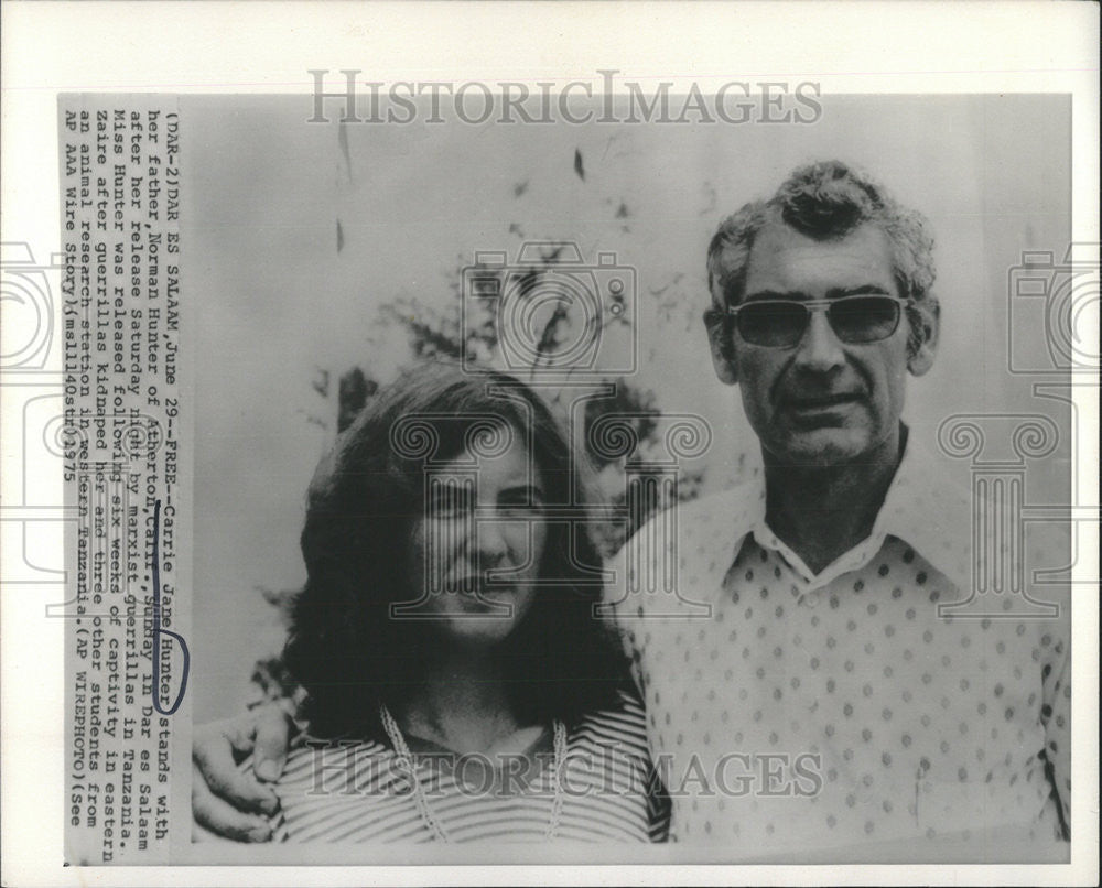 1975 Press Photo Norman Hunter Atherton California Carrie Jane Guerrilla Salaam - Historic Images