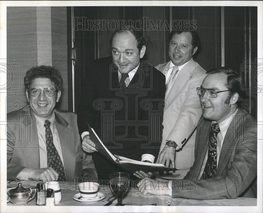 1974 Press Photo B&#39;nai Brith US District Attorney James Thompson Sheldon Gardner - Historic Images