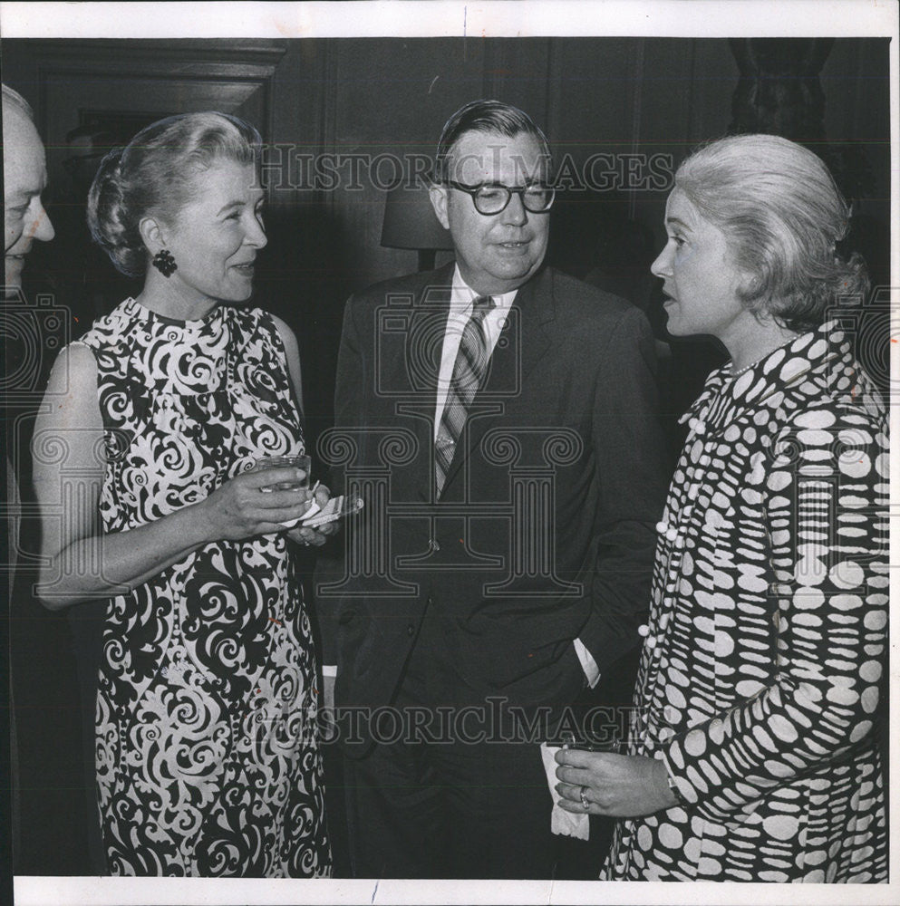 1968 Press Photo Robert Gardner Cook County Hospital Volunteer - Historic Images