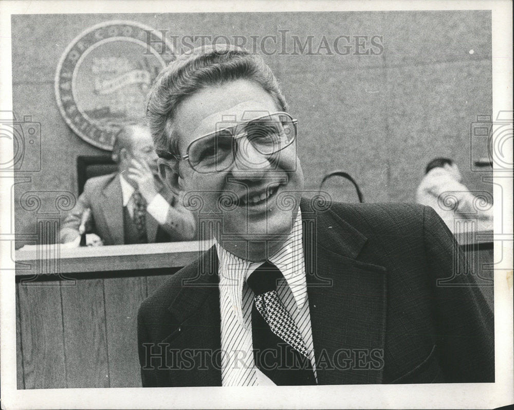 1976 Press Photo SuEldon Gardner Suburban Body Cook County Board - Historic Images