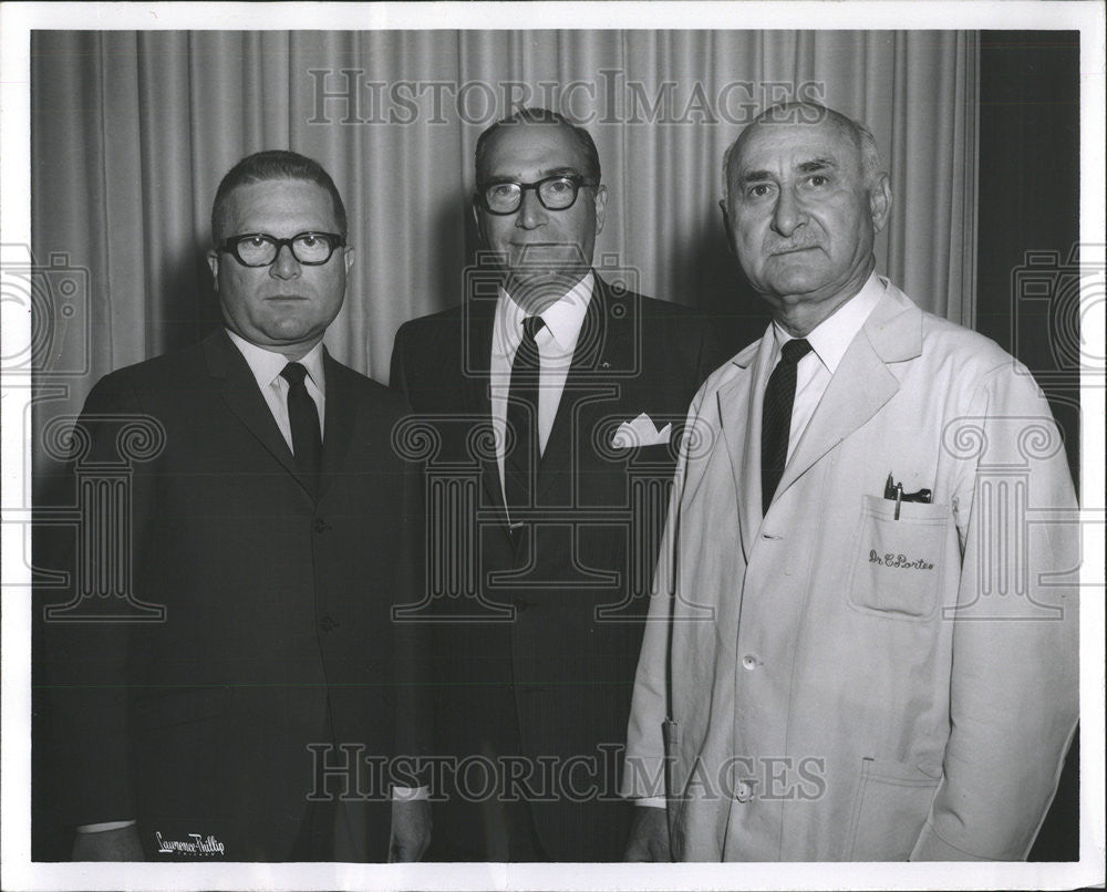 1966 Press Photo Menachof Geller Portes Newly Elected Officer To Staff Hospital - Historic Images