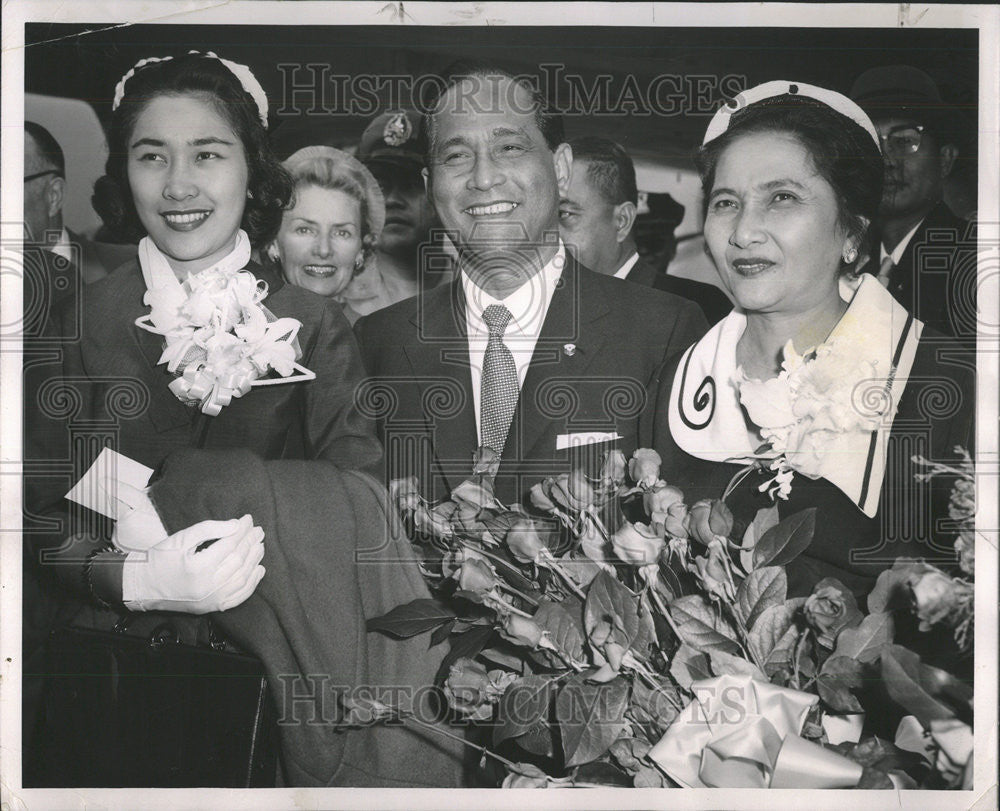 1958 Press Photo President Garcia Wife Daughter Mrs Fernando Campos Carlos - Historic Images