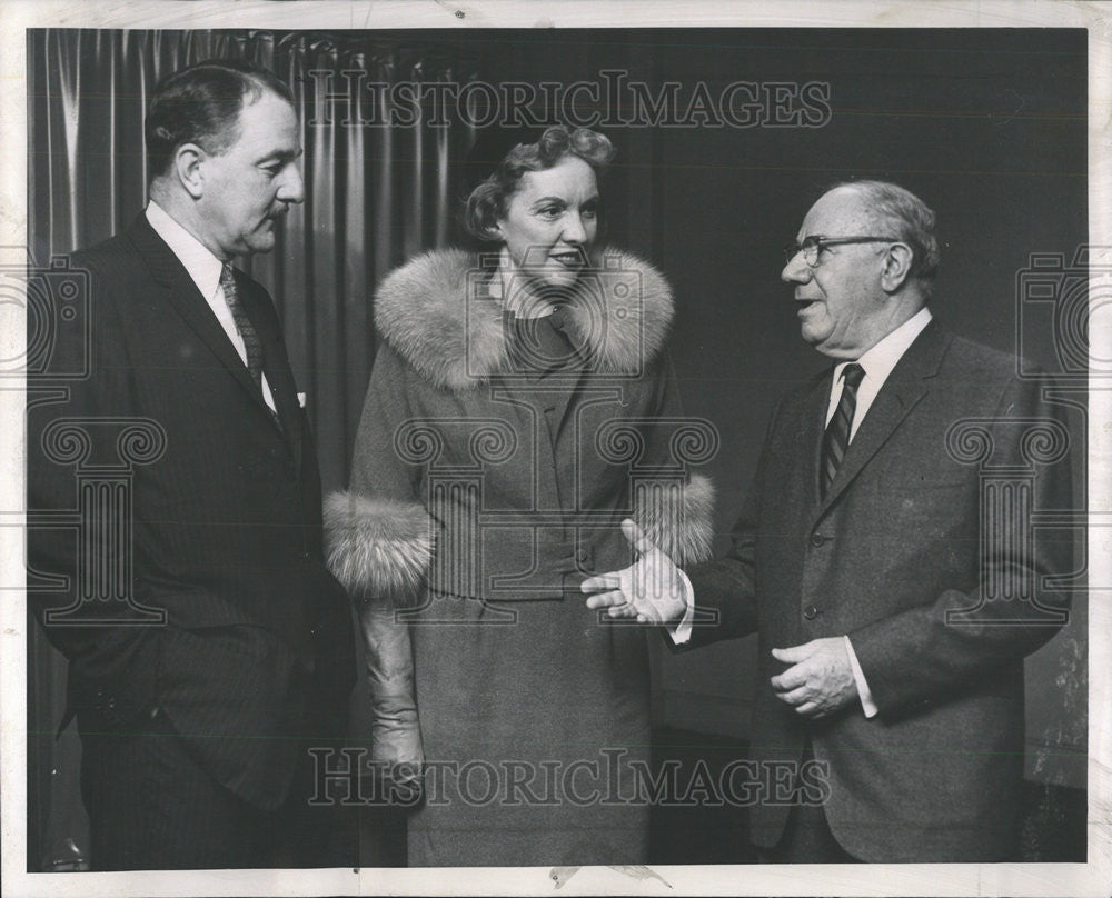 1961 Press Photo Pauline Frederick UN commentator speaker Herman Finer ...