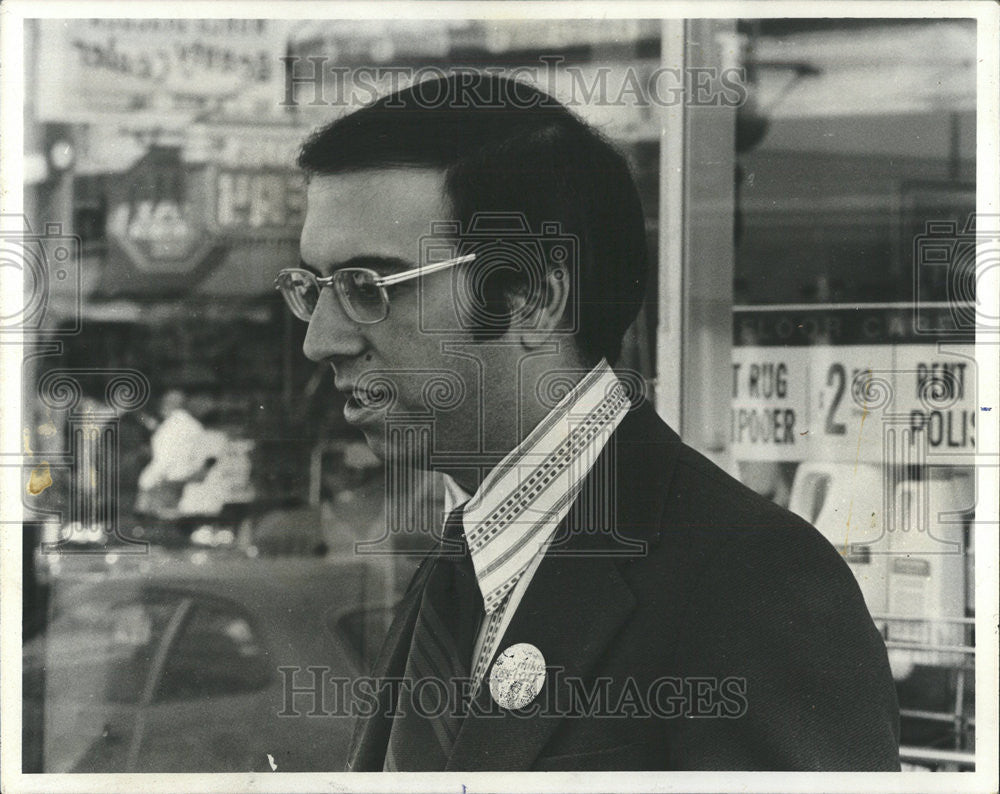 1975 Press Photo Mrs Esther Saperstein eisty political neophyte male tradition - Historic Images