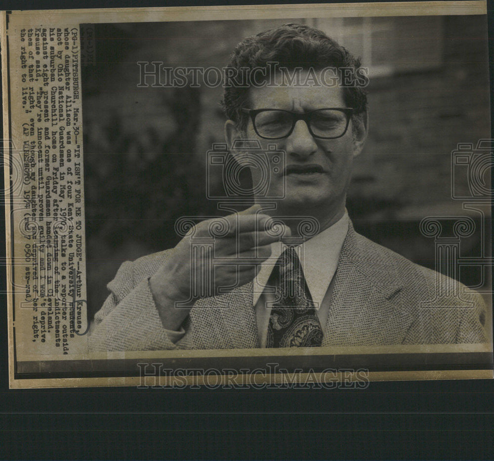 1974 Press Photo Arthur Krause Daughter Killed National Guardsman - Historic Images