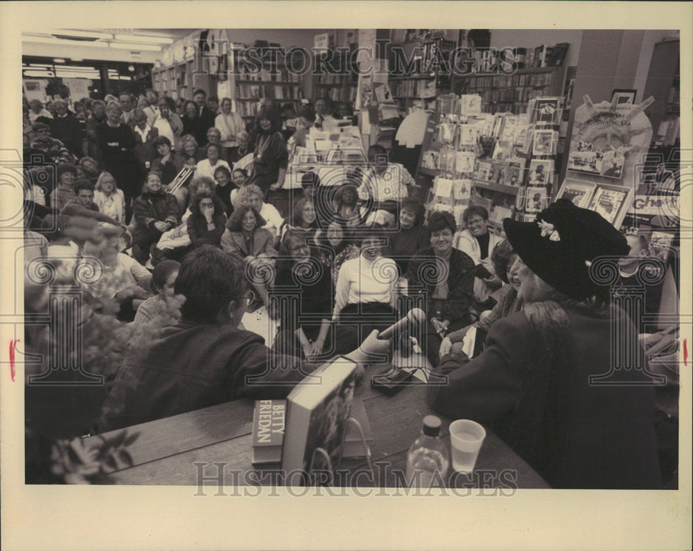 1993 Press Photo Betty Friedan American Writer, Activist, and Feminist. - Historic Images