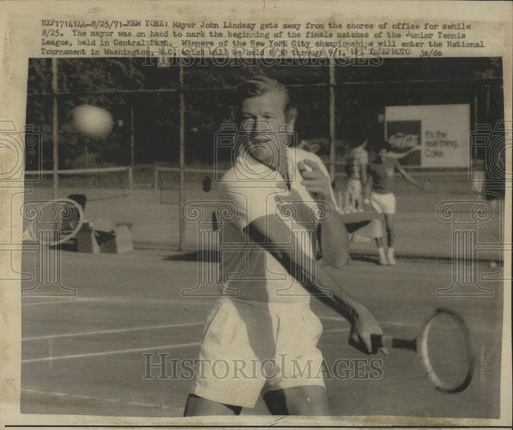 1971 Press Photo Mayor John Lindsay Junior Tennis League finals Central Park - Historic Images