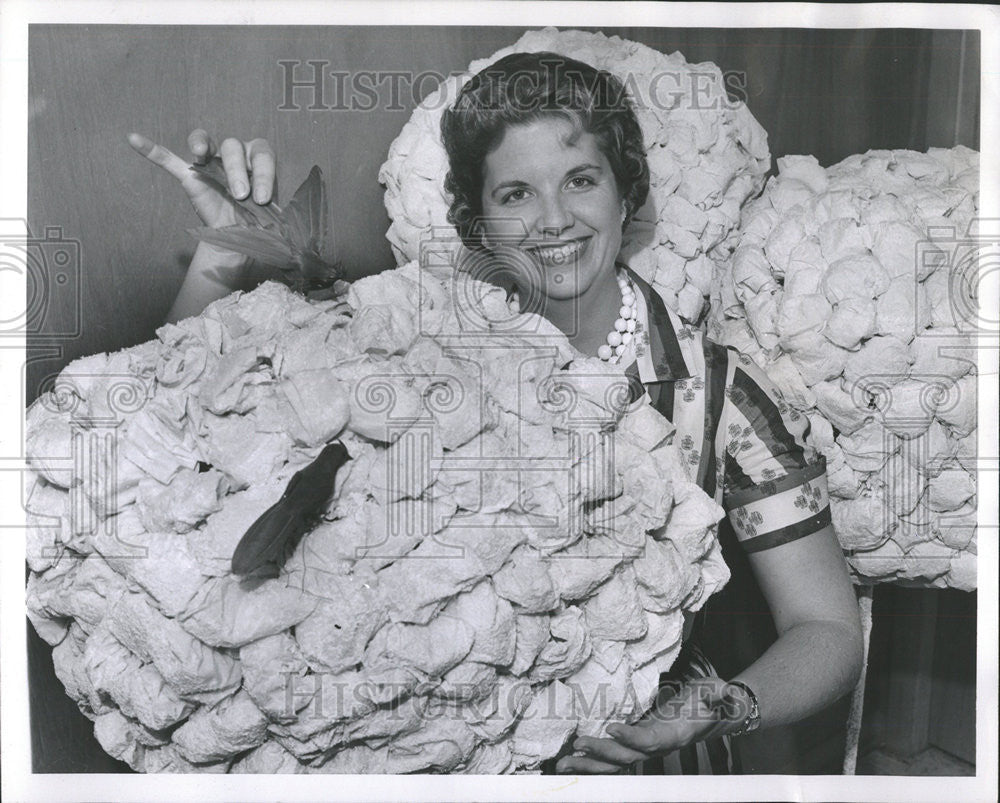 1961 Press Photo Mrs James F. Fogarty Jr. Benton House Meeting Winnetka Illinois - Historic Images