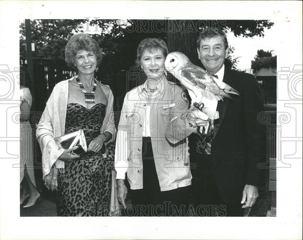 1990 Press Photo Wendy Fisher Linda Petty Lester Fisher At Lincoln Park Zoo Ball - Historic Images