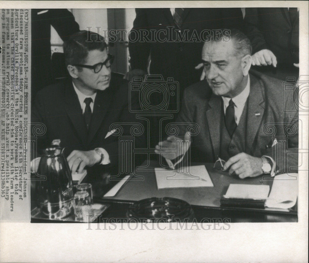 1963 Press Photo President Johnson farm conference Secretary Agriculture Orville - Historic Images