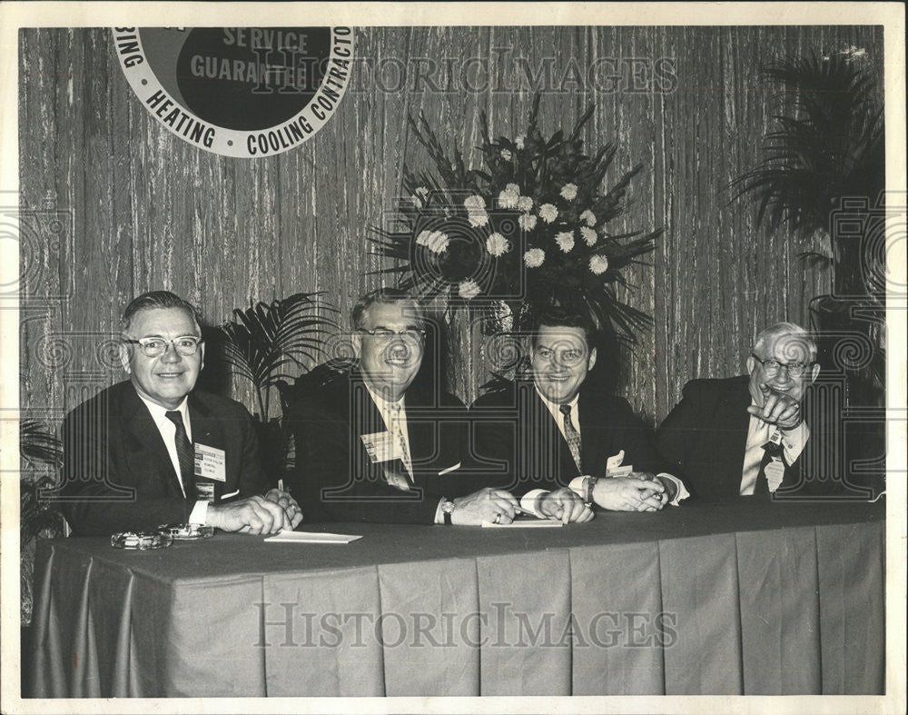 1963 Press Photo Plumbing &amp; Heating Contractors Conference Session,Conrad Hilton - Historic Images