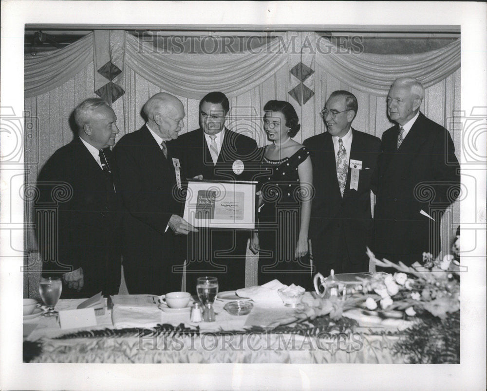 1953 Press Photo Honoring Auto Dealers For Lending Cars to High School Programs - Historic Images