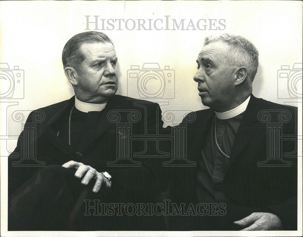 1965 Press Photo Most Reverend John Elbridge Hines Reverend Gerald Burrill - Historic Images