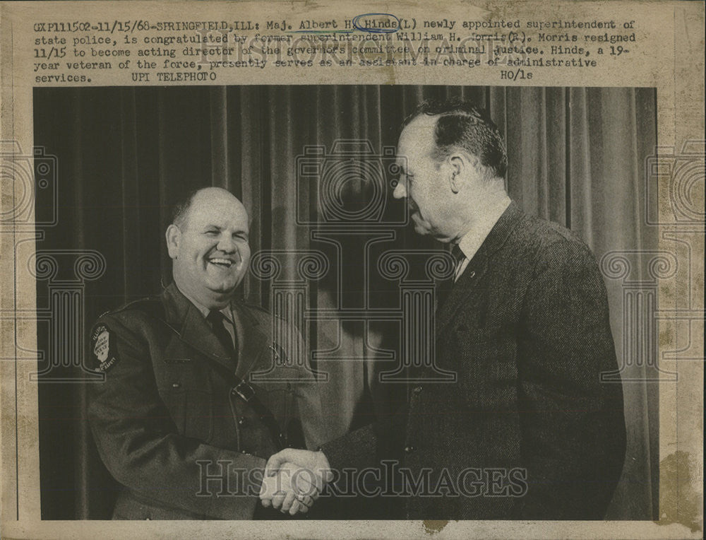 1968 Press Photo William Morris Maj.Albert Hinds Superintendent Police - Historic Images